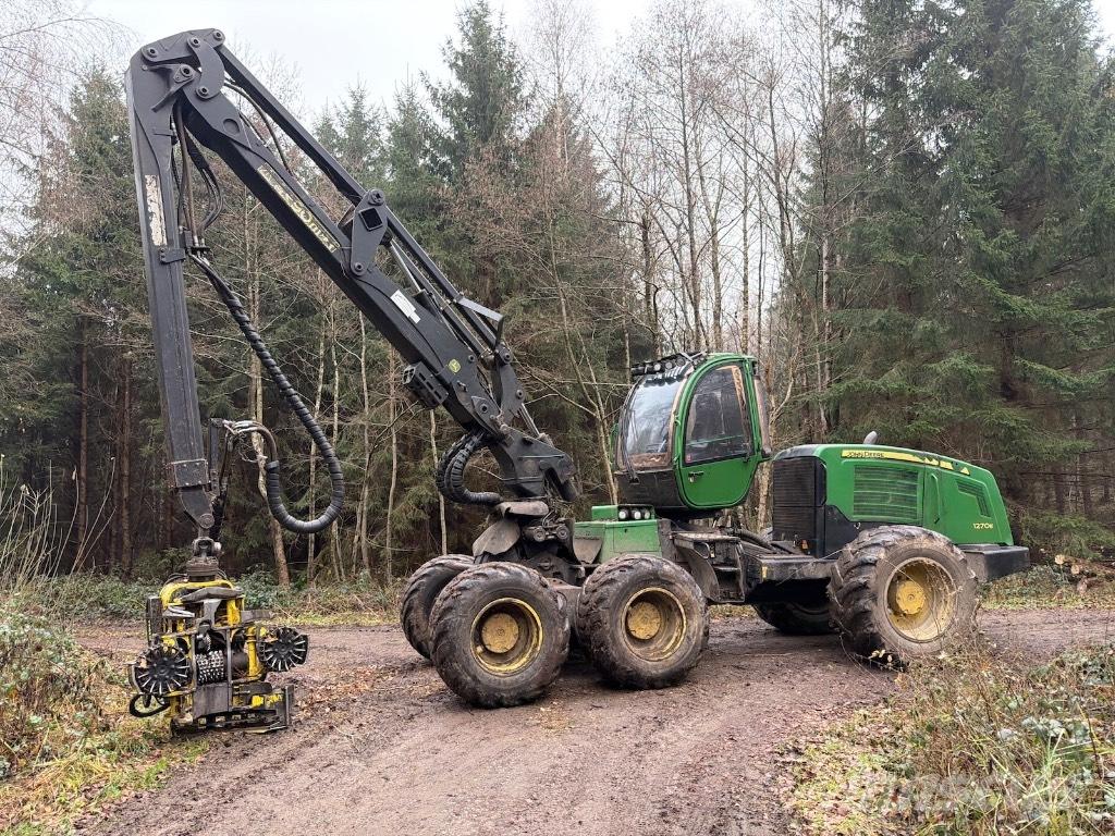 John Deere 1270 E Харвестери