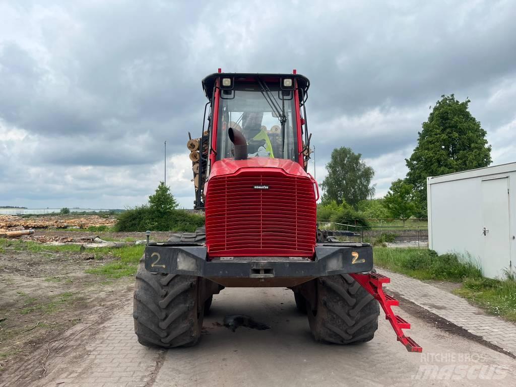 Komatsu 845 Форуардери
