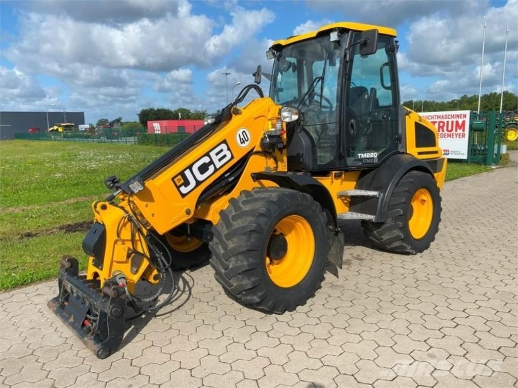 JCB TM 220 - 40 KM/H Телескопични товарачи за селското стопанство