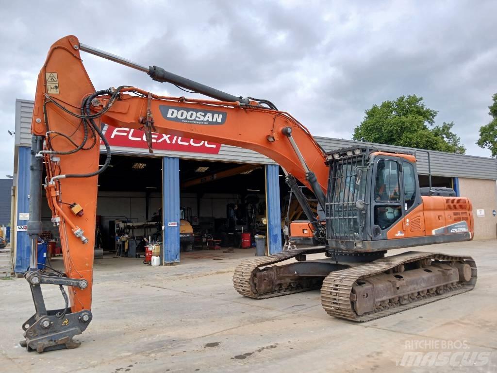 Doosan DX 255 LC Верижен екскаватор