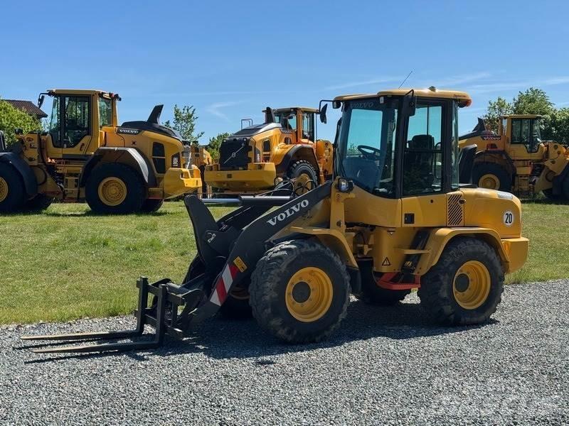 Volvo L 35 G Колесни товарачи