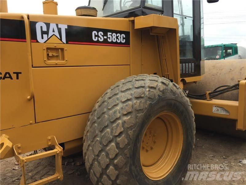 CAT CS 583 C Еднобарабанни ролки
