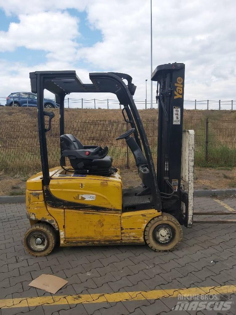 Yale ERP16VF Електрически вилични кари-повдигачи