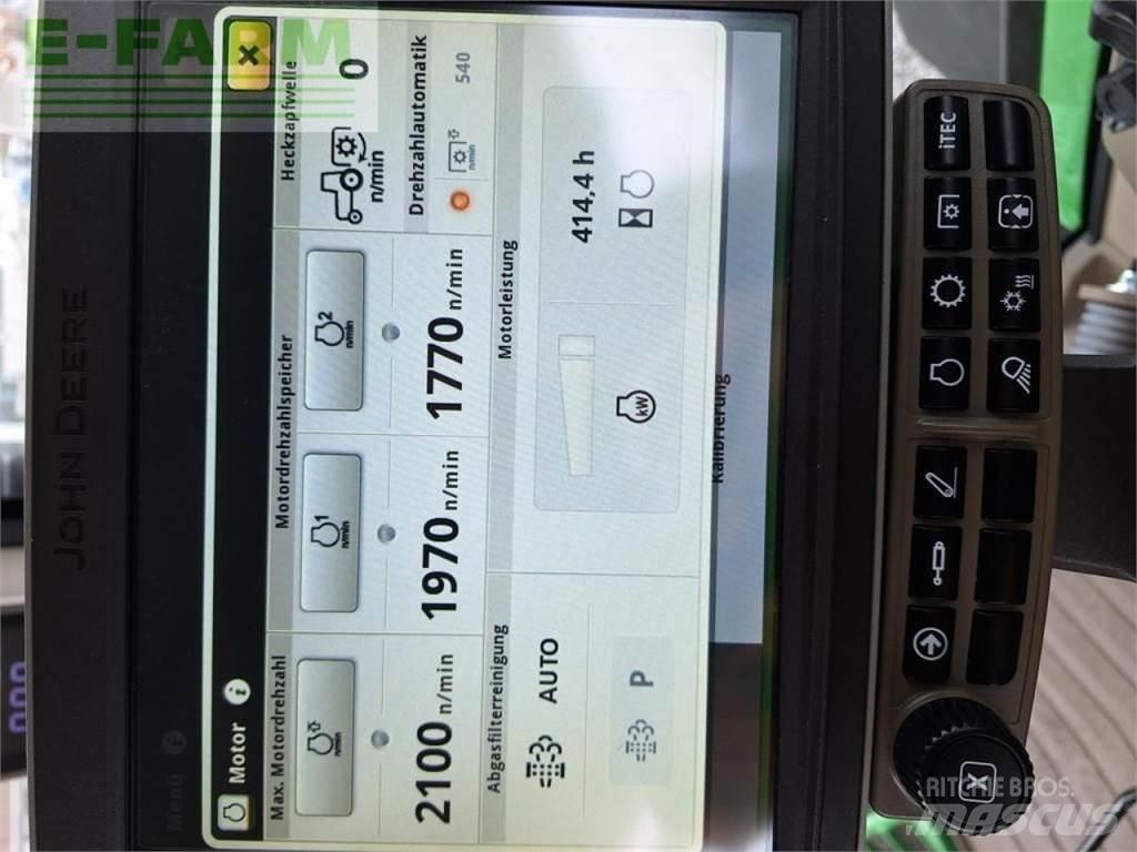 John Deere 7R 330 Трактори