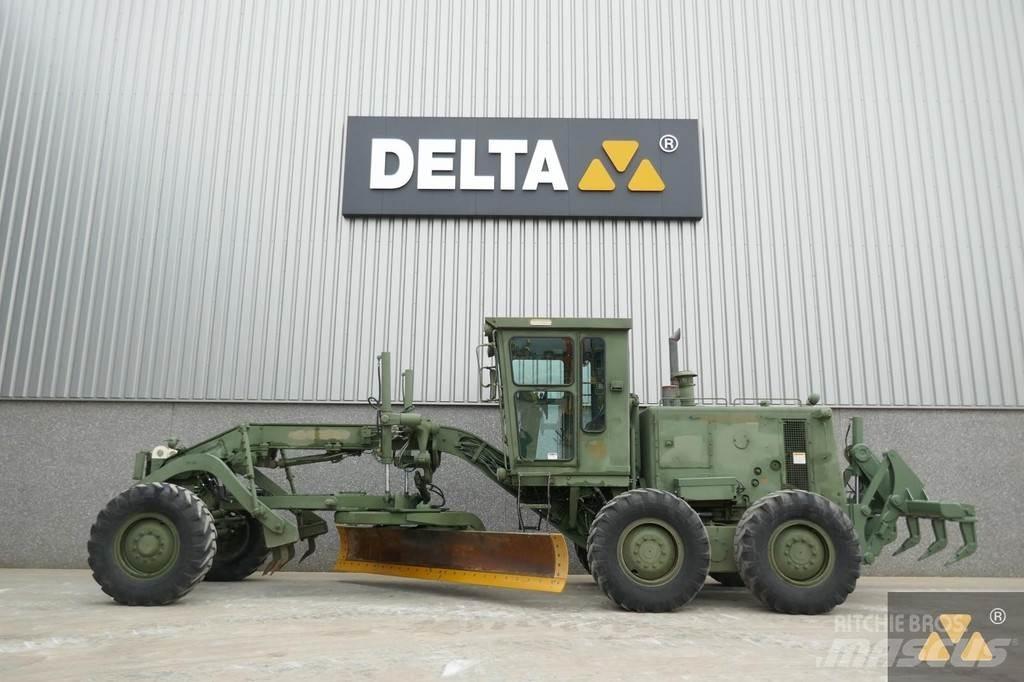 CAT 130G Ex-army Грейдери