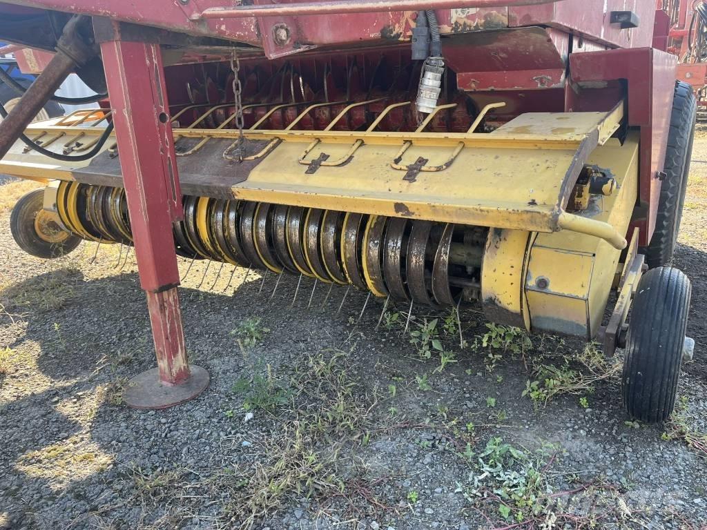 New Holland 544 Сламопреси за кръгли бали
