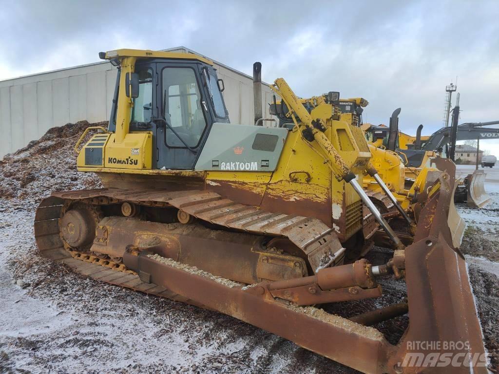 Komatsu D 65 PX-12 Верижни булдозери
