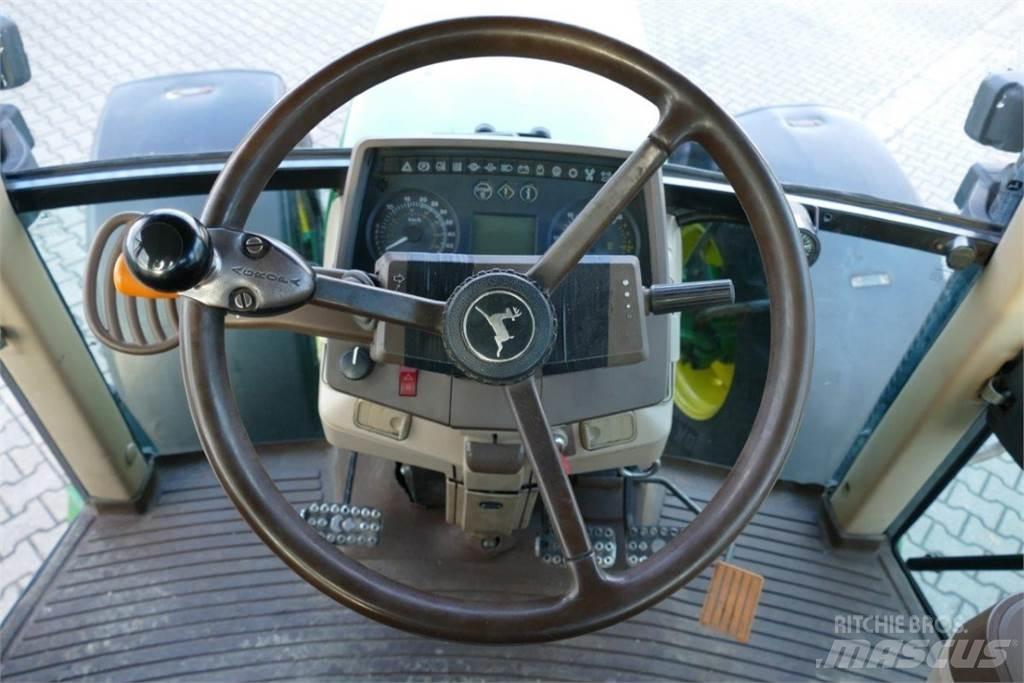 John Deere 6910 Трактори