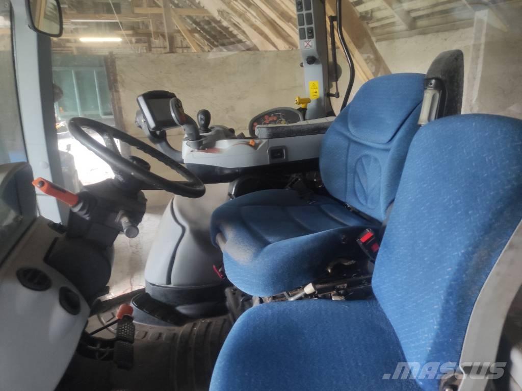 New Holland T 7.210 Трактори