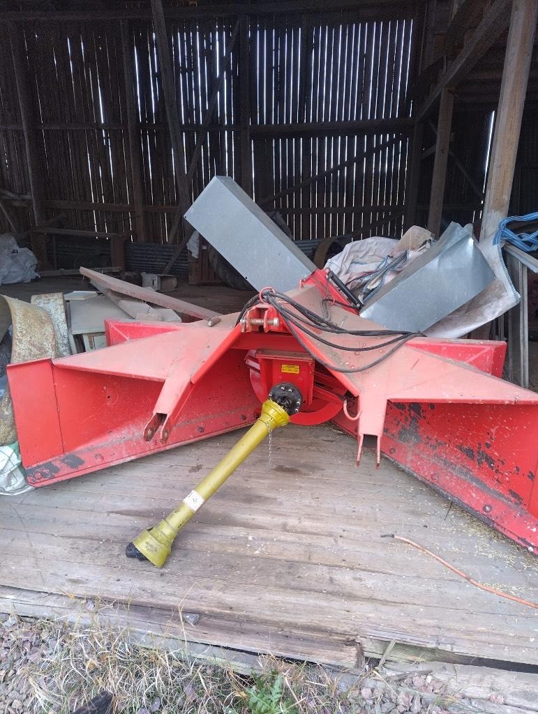 Esko 250 H Снегохвъргачки
