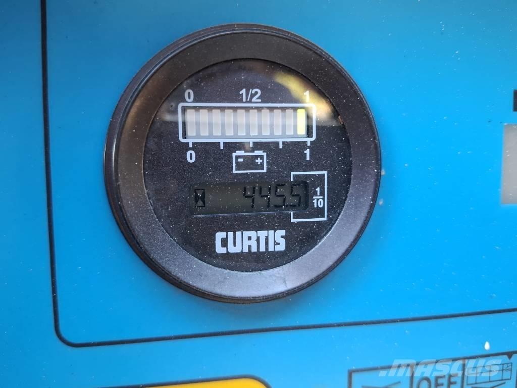 Iteco IT10122 Ножични работни платформи