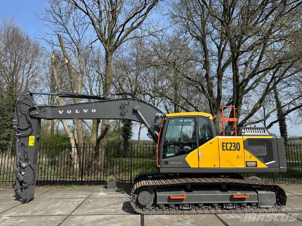 Volvo EC 230FL Верижен екскаватор