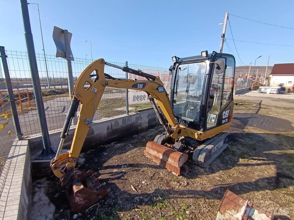 CAT 301.7D Мини екскаватори < 7 т