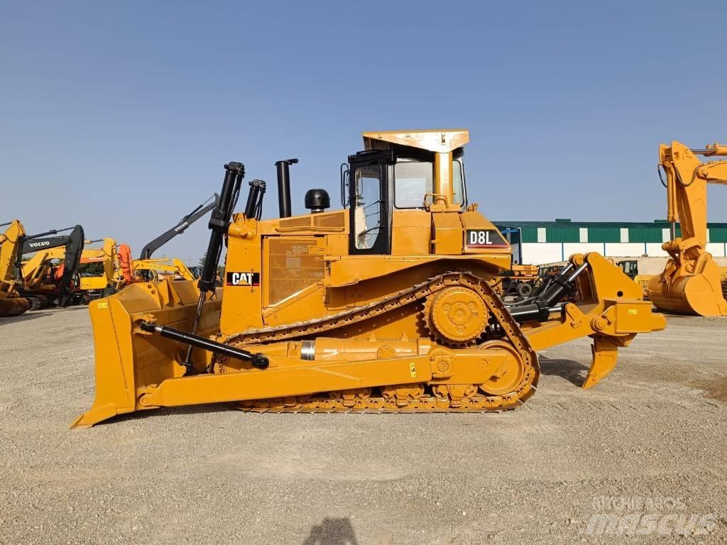 CAT D 8 L Верижни булдозери
