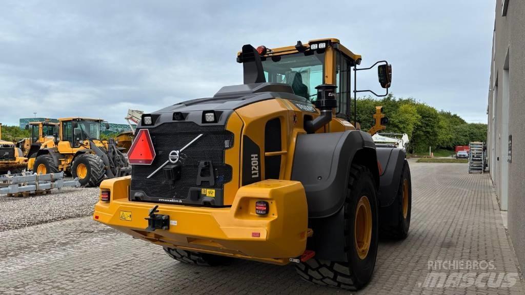 Volvo L 120 H Колесни товарачи