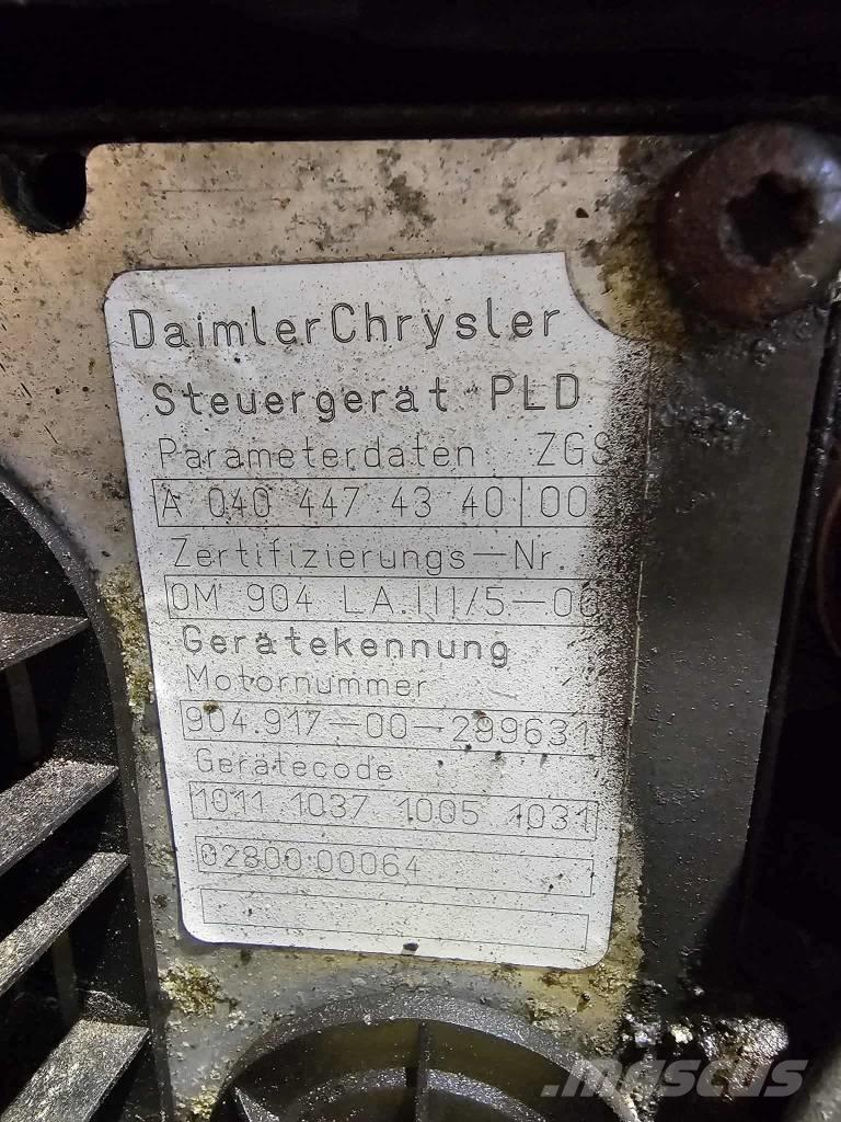 Mercedes-Benz LA904 Двигатели