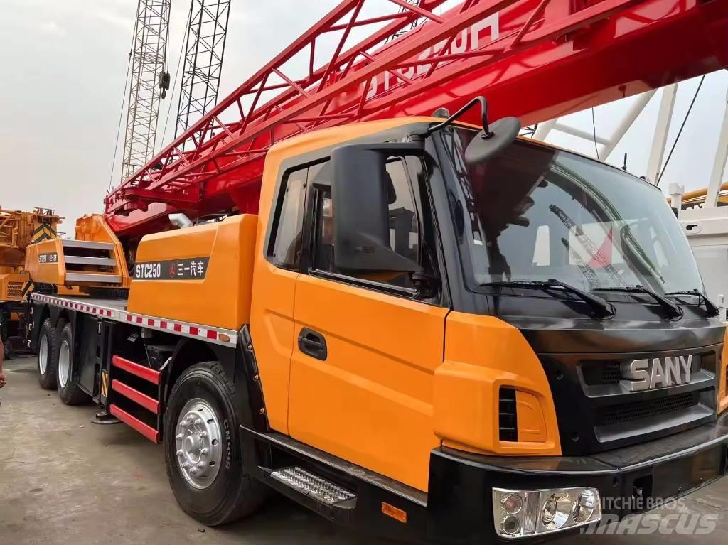 Sany STC 250 Всъдеходни кранове