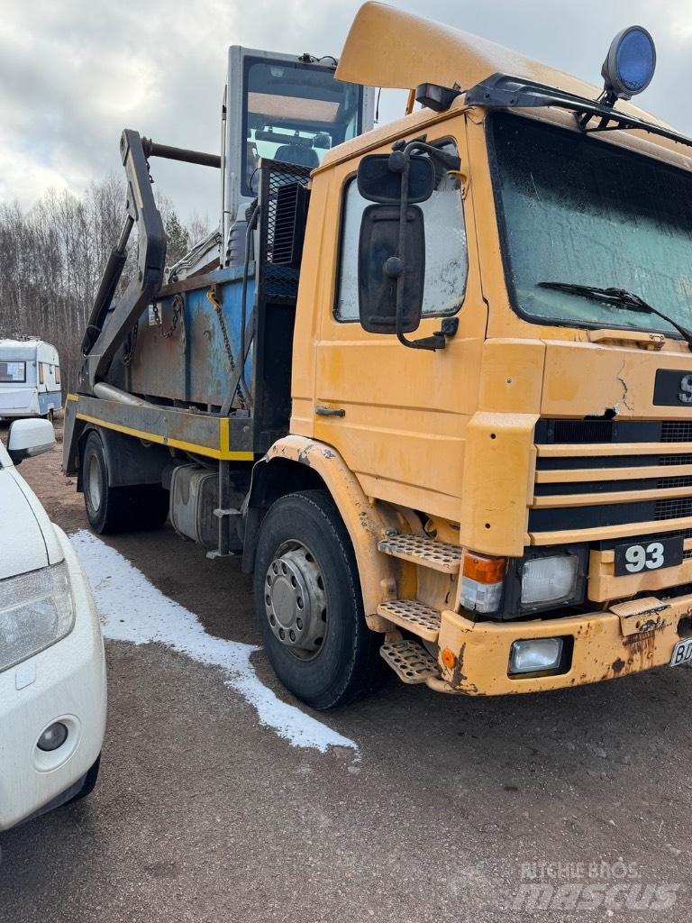 Scania P 82 H Камиони със скипов подемник