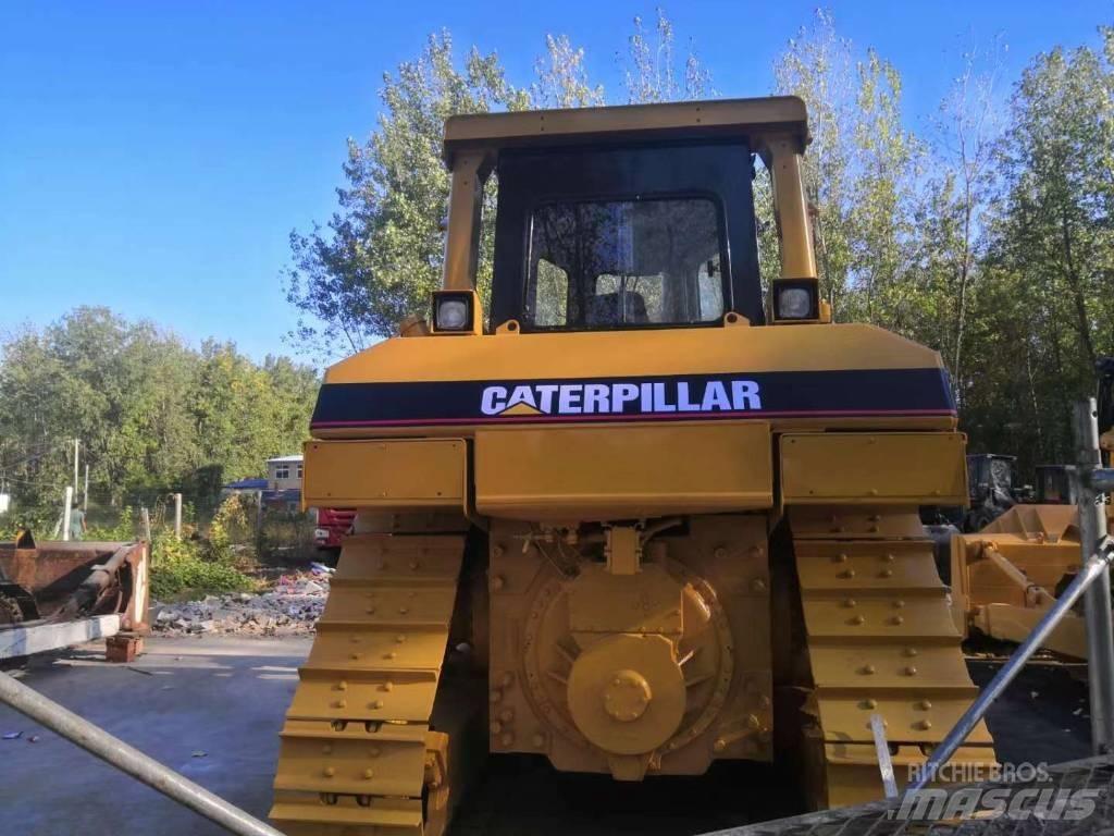 CAT D7H Верижни булдозери
