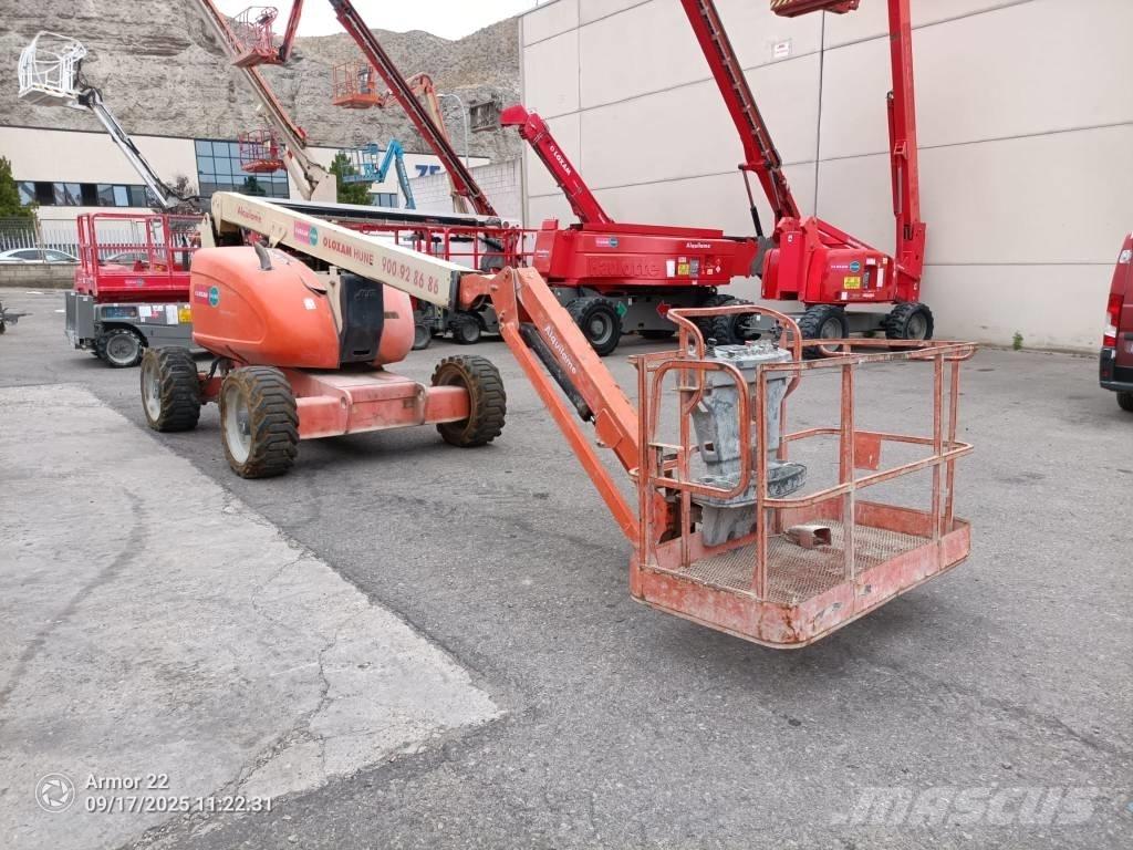JLG 600 AJ Съчленени стрелови подемници