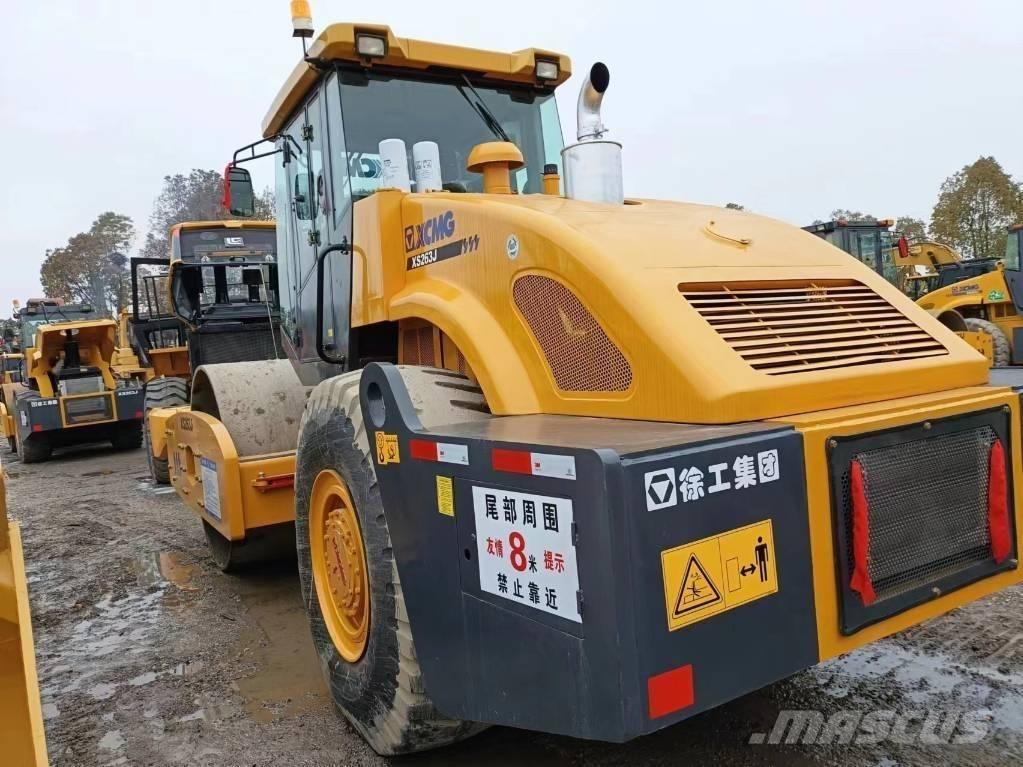 XCMG XC263J Еднобарабанни ролки
