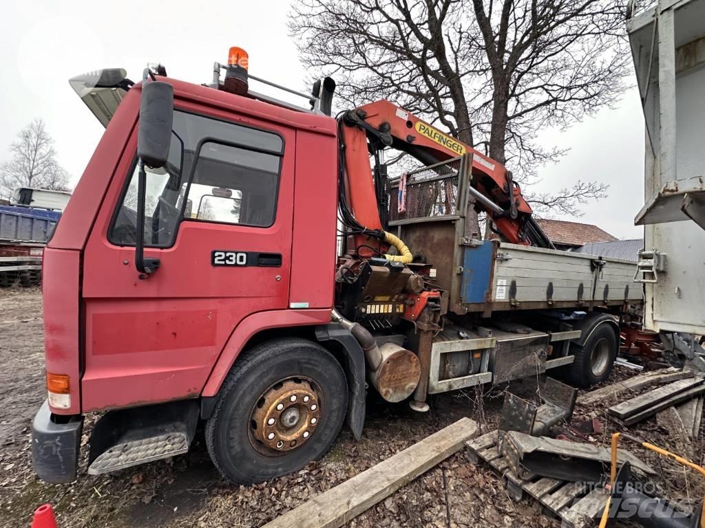 Volvo FL7 Автокранове