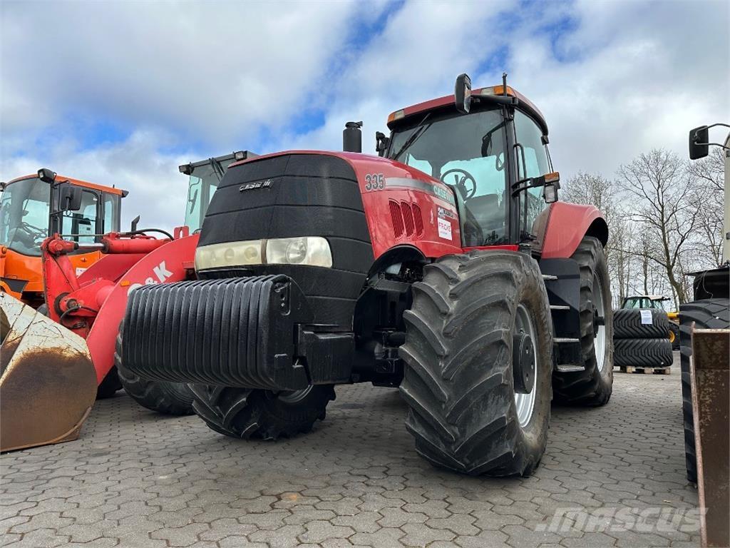 CASE Magnum 335 Трактори