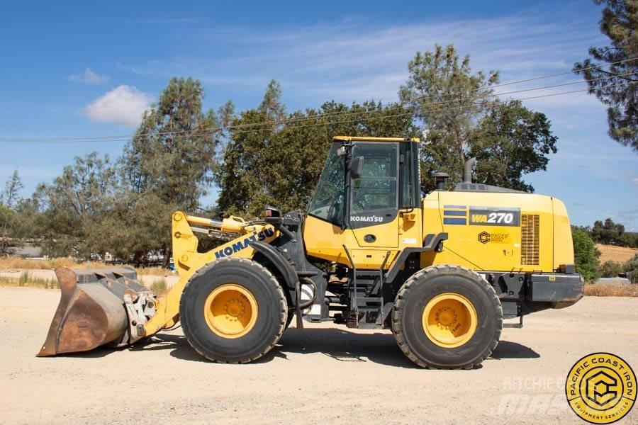 Komatsu WA 270 Колесни товарачи