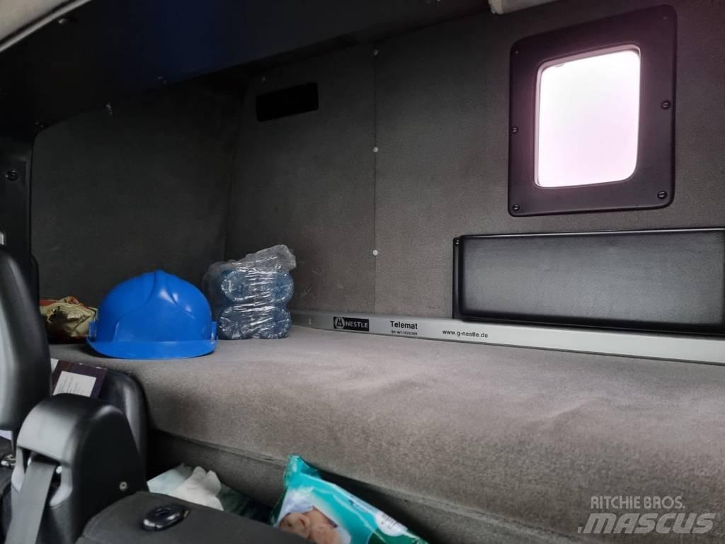 Iveco Daily 50 C 15 Бордови камион / автолебедка