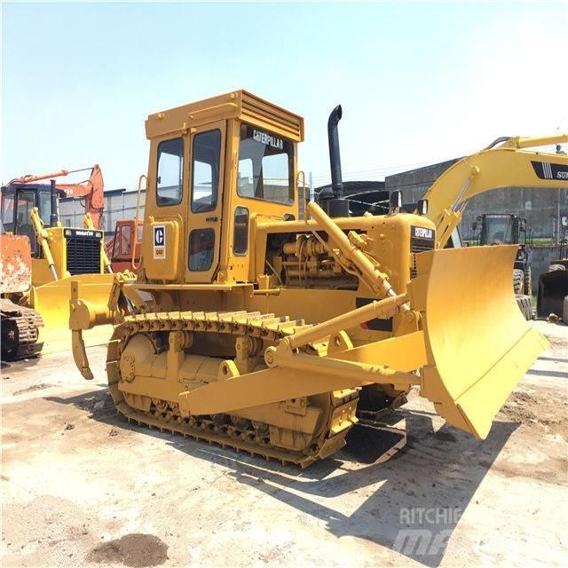 CAT D 6 D Верижни булдозери
