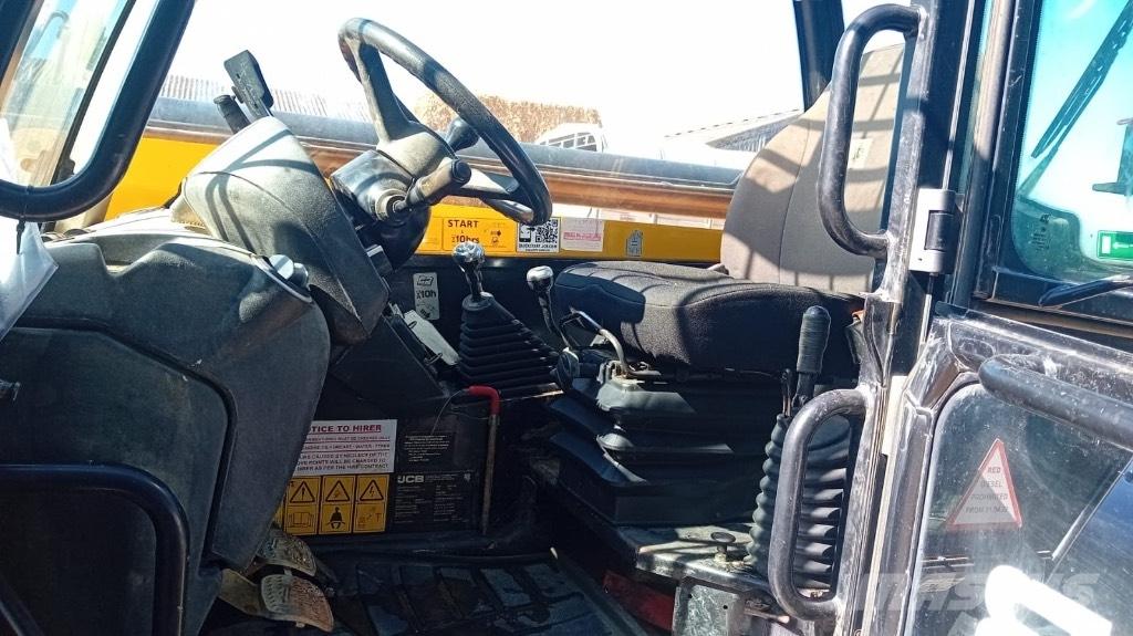 JCB 540-140 Телескопични товарачи