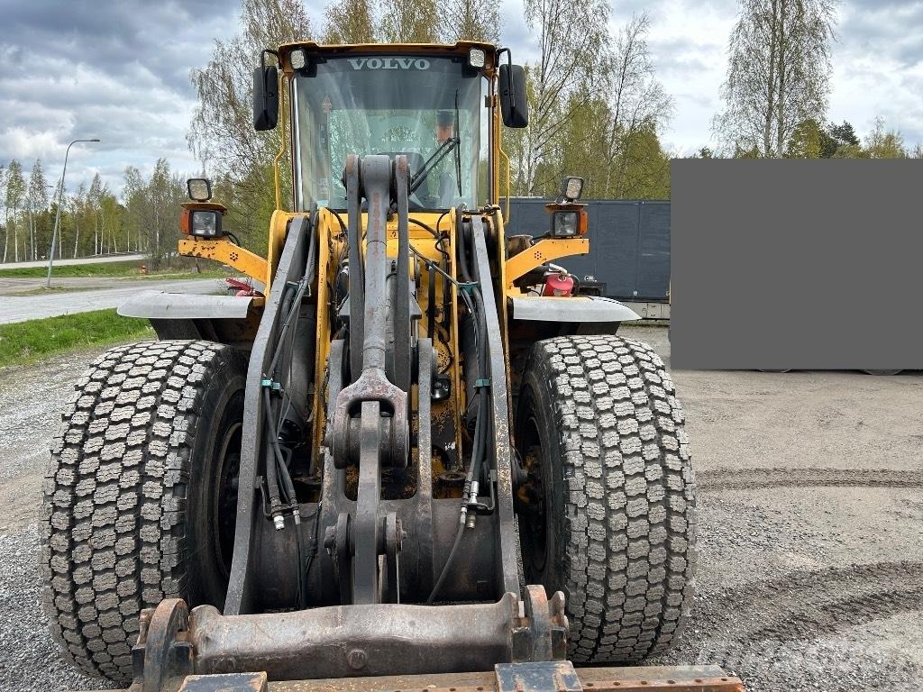 Volvo L 120 E Колесни товарачи
