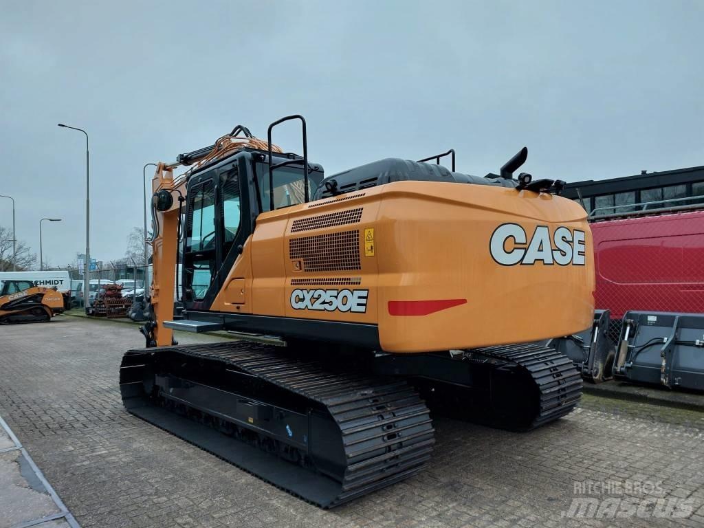 CASE CX250E Верижен екскаватор