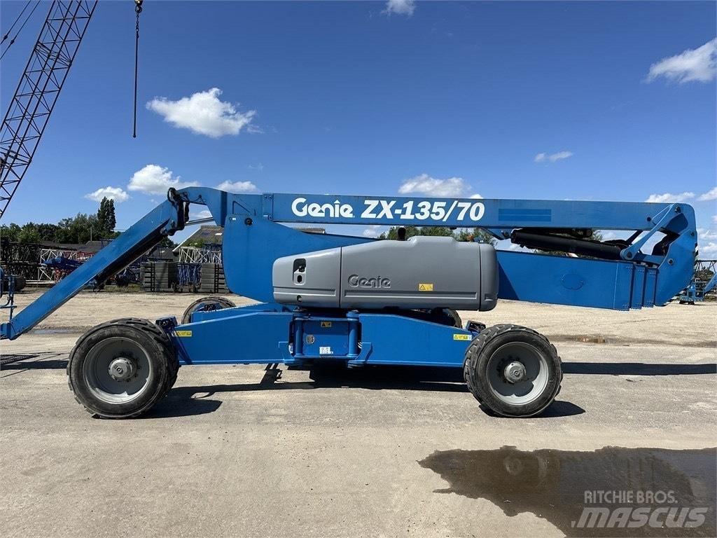 Genie ZX 135/70 Съчленени стрелови подемници