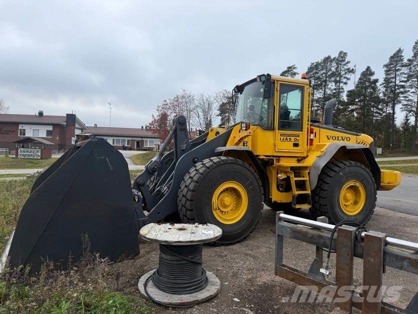 Volvo L110E Колесни товарачи