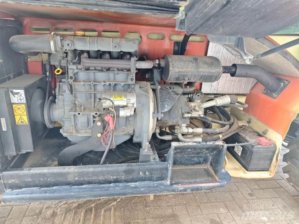 JLG 4394 RT Ножични работни платформи