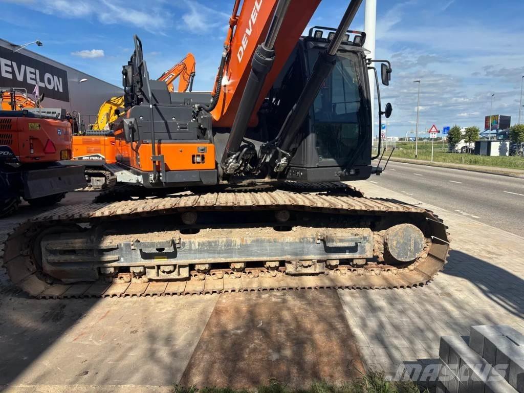 Develon DX300LC-7K Верижен екскаватор