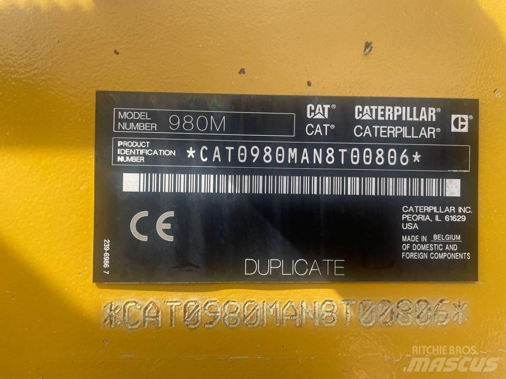 CAT 980M Колесни товарачи