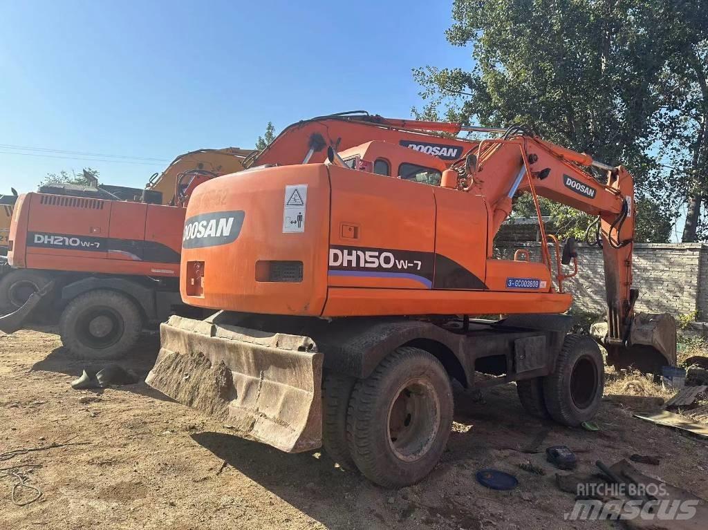 Doosan DH210W-7 Колесни екскаватори