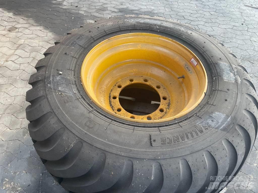 Alliance 600/55-26.5 Трактори