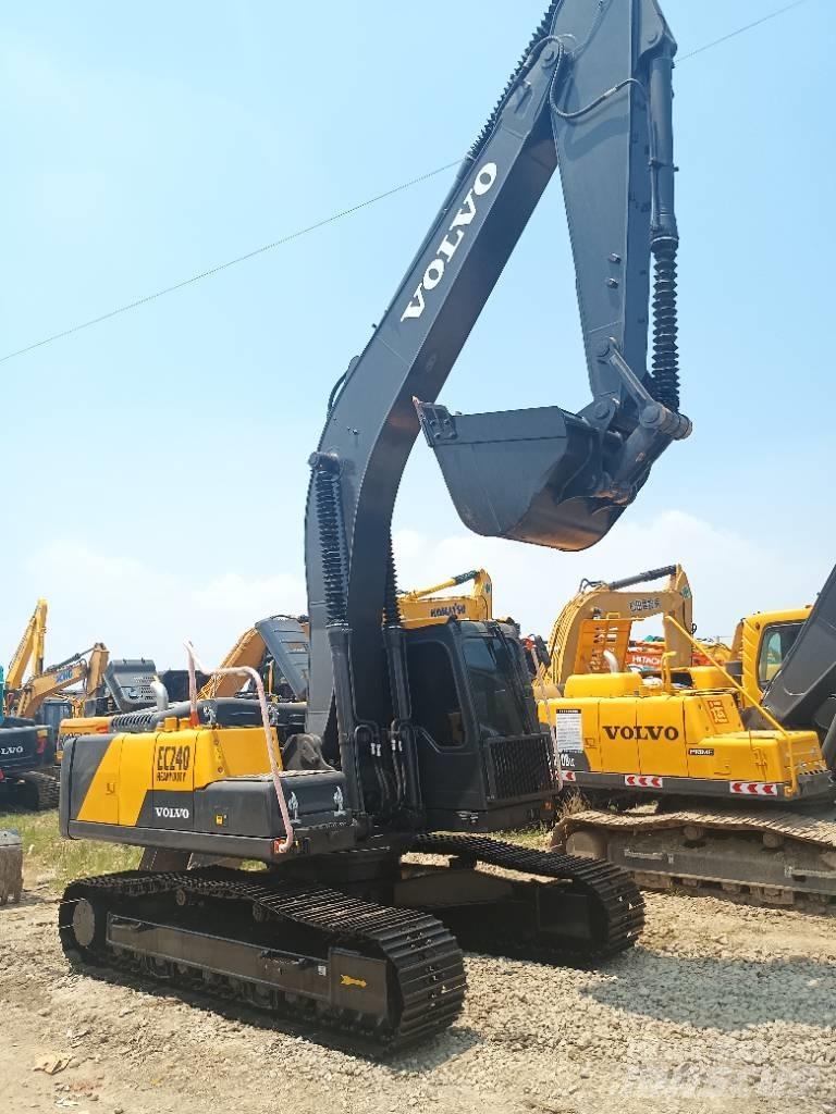 Volvo EC 240 Верижен екскаватор
