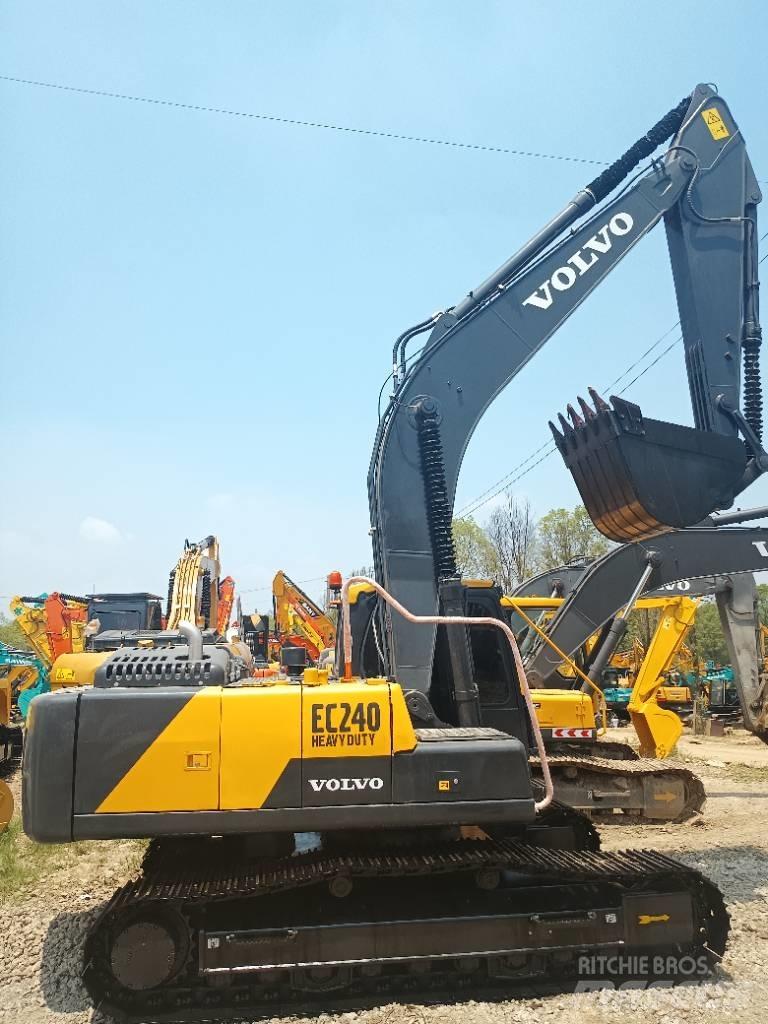 Volvo EC 240 Верижен екскаватор