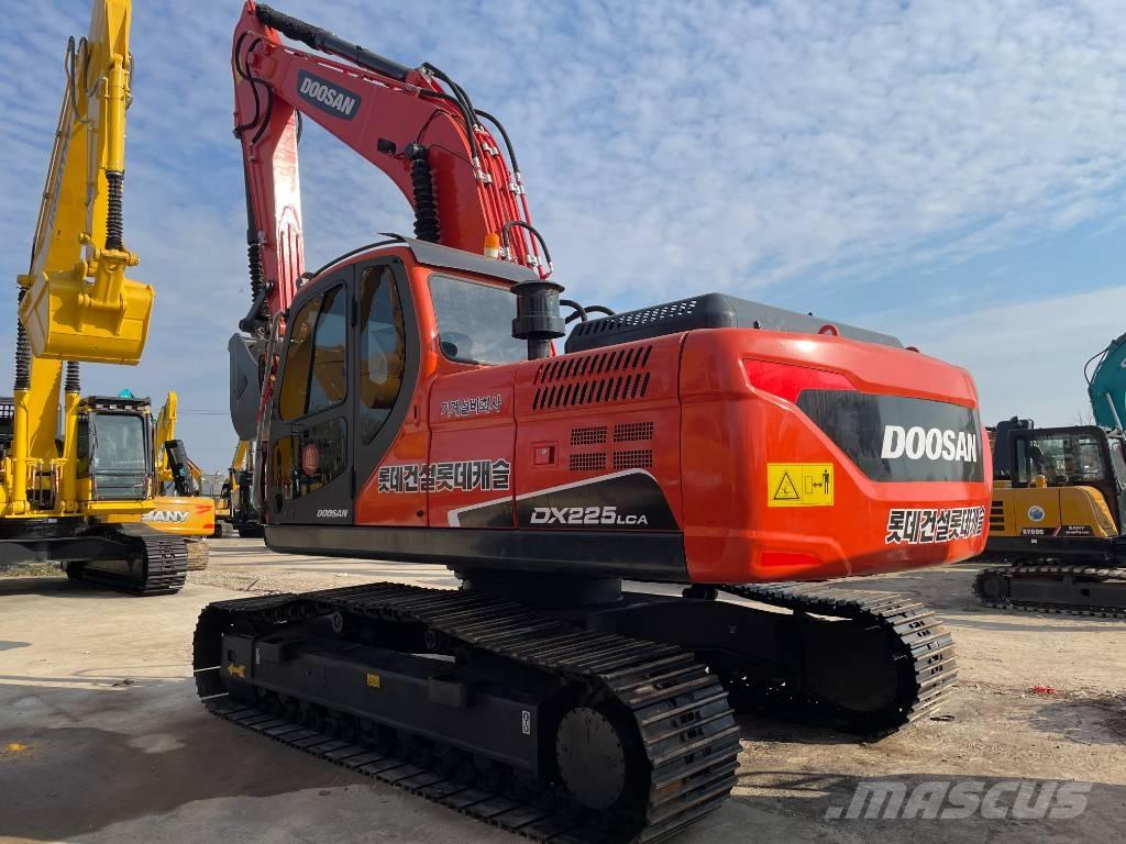 Doosan DX225LCA Верижен екскаватор