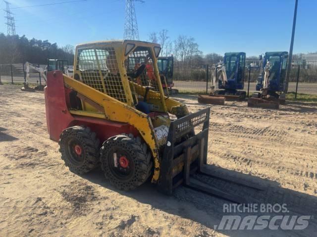 Bobcat S 130 Мини товарачи
