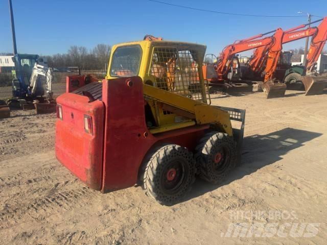Bobcat S 130 Мини товарачи
