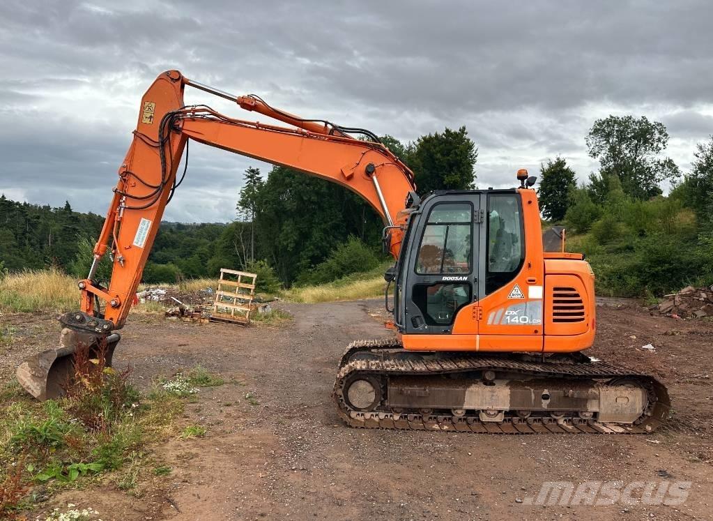 Doosan DX 140 LCR-3 Верижен екскаватор