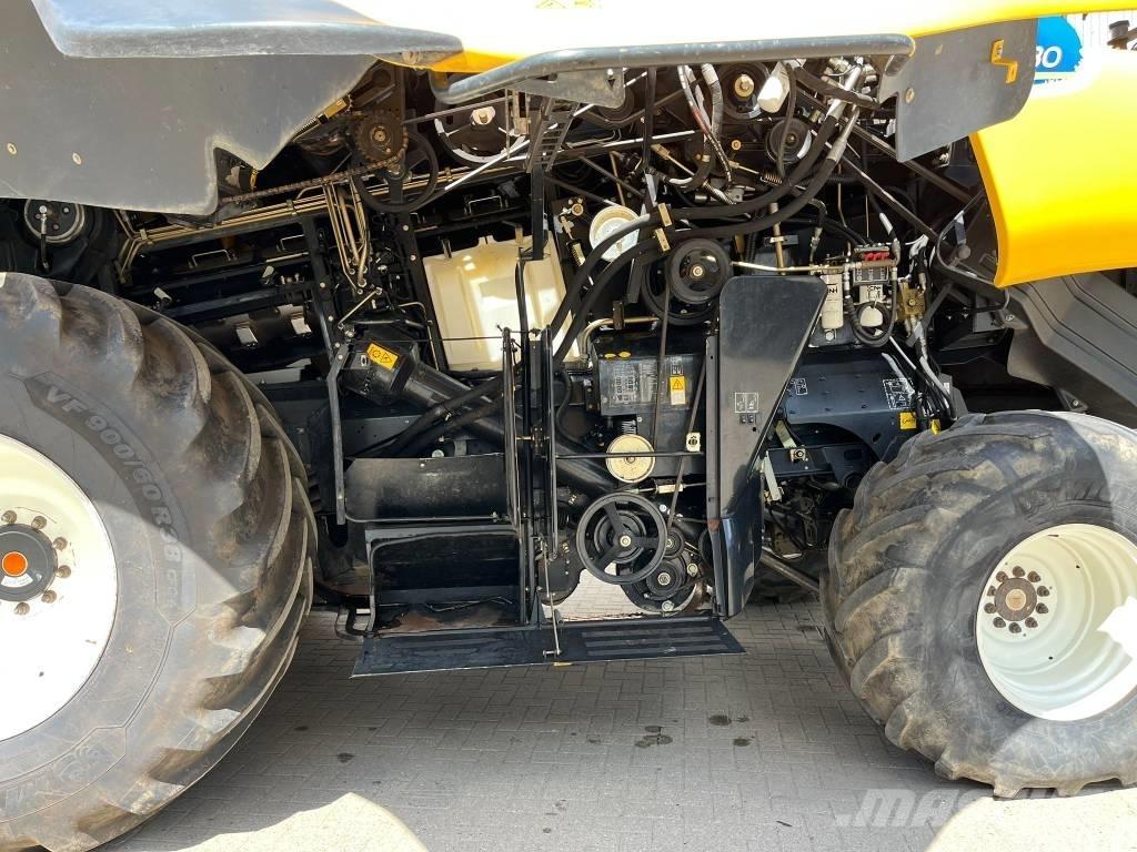 New Holland CR 8.80 Комбайни