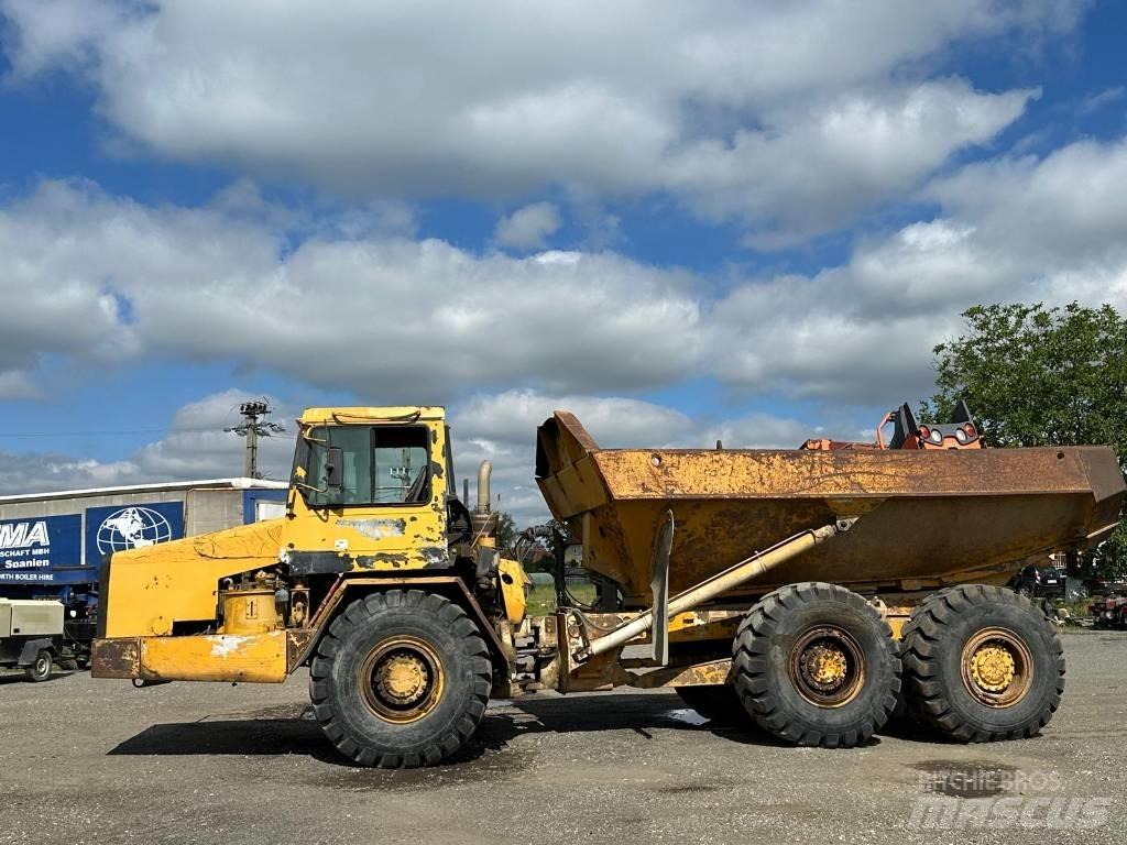 CAT D 300 E Дъмпери/моторни превозни средства