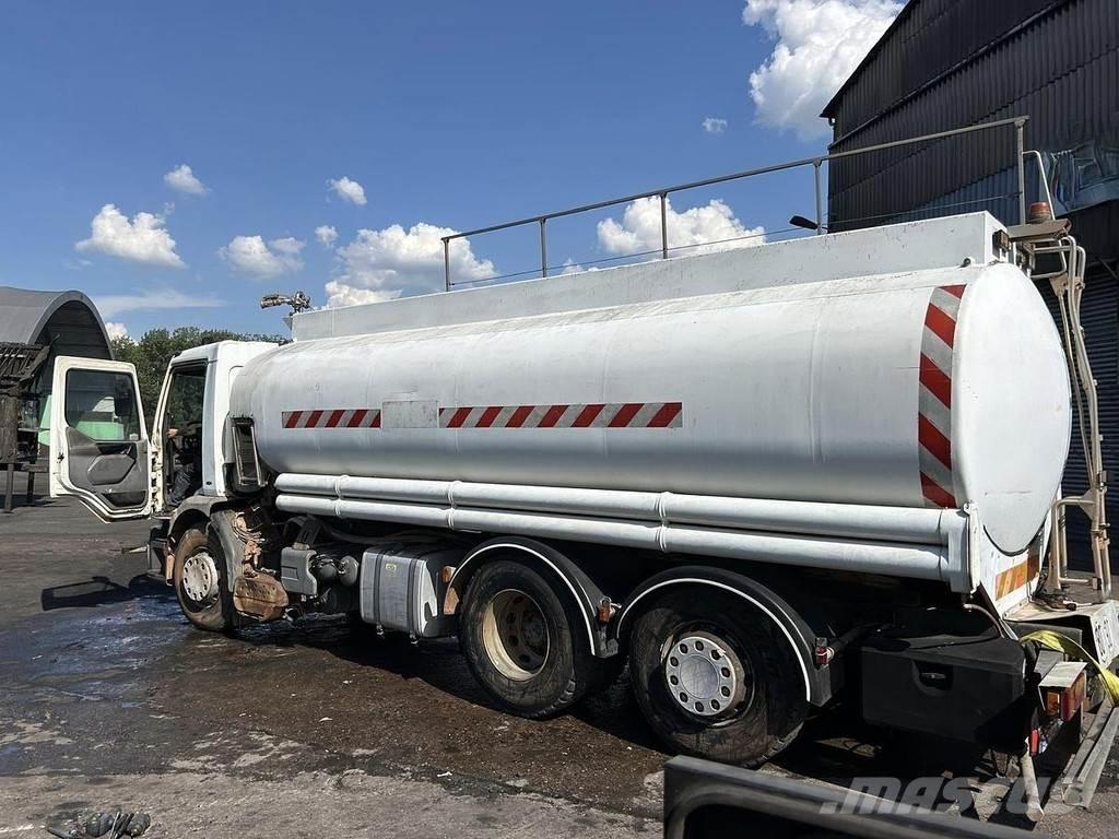 Renault 320 Цистерна
