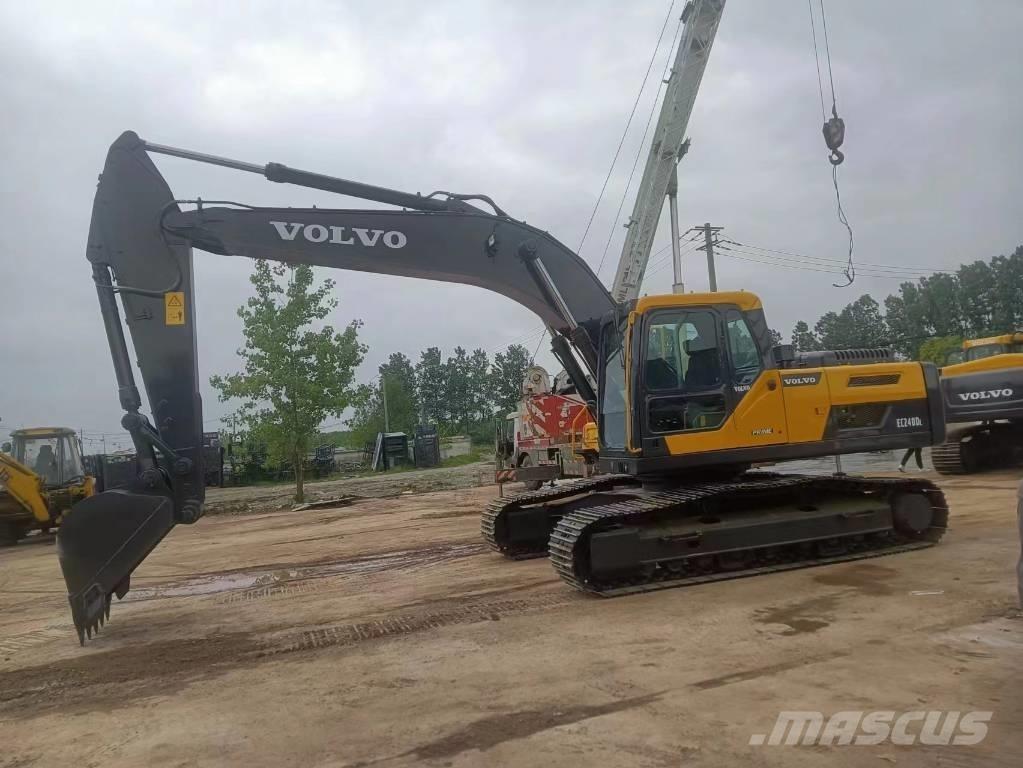 Volvo EC 240 DL Верижен екскаватор